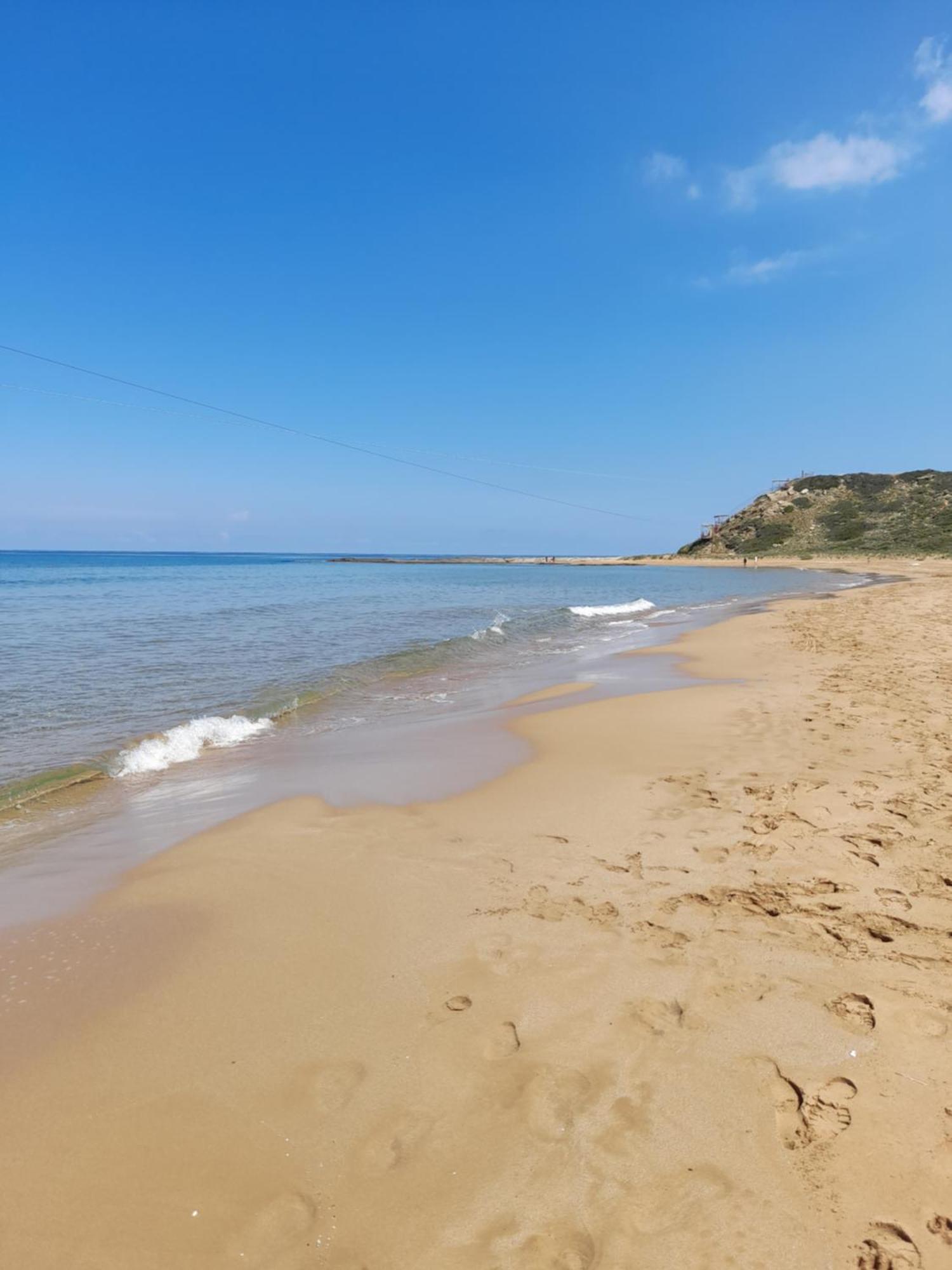 Wonderful 2 1 For Rent In Iskele, North Cyprus With Beautiful Sea And Mountains Views Апартаменты *